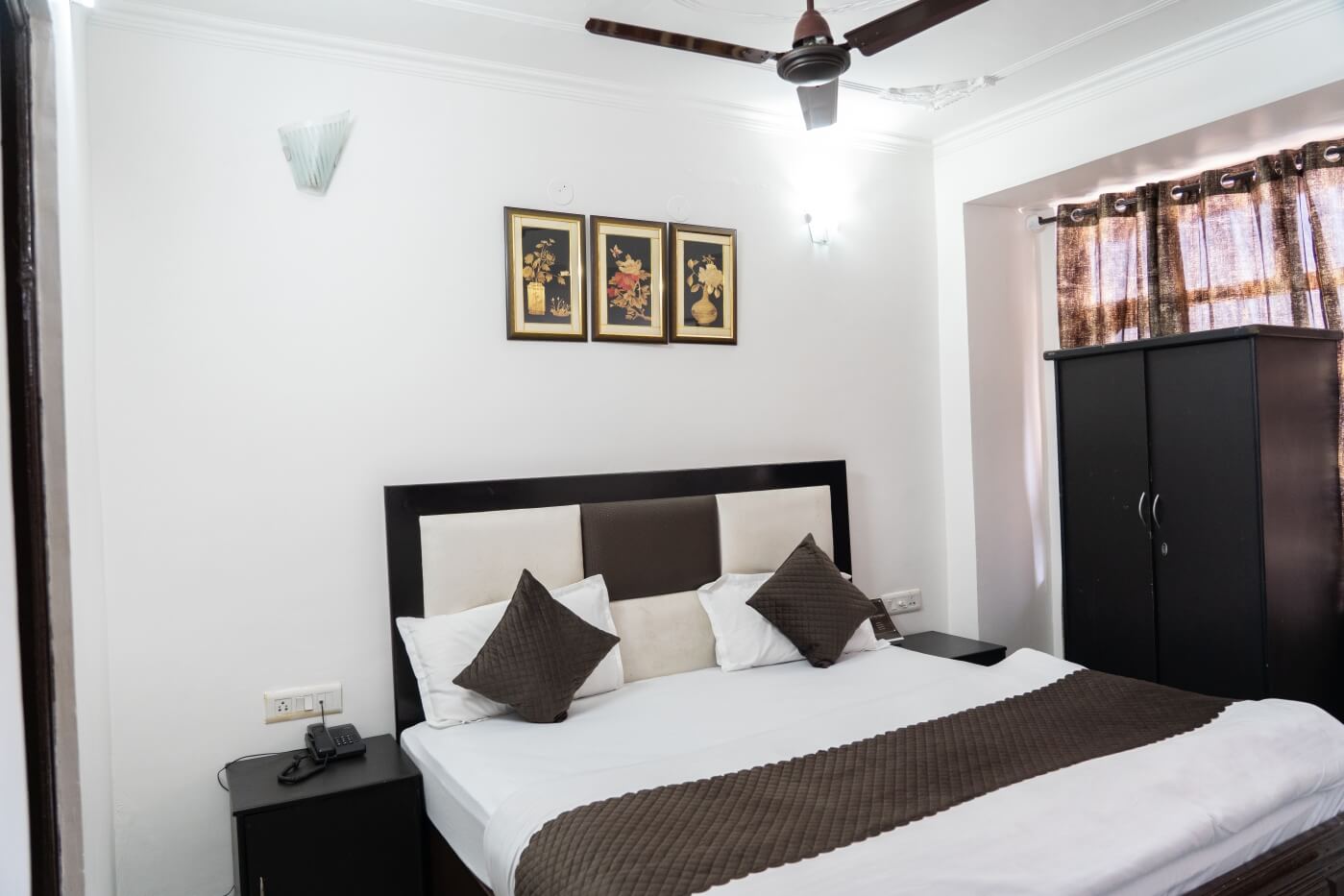 room-ompalace-03