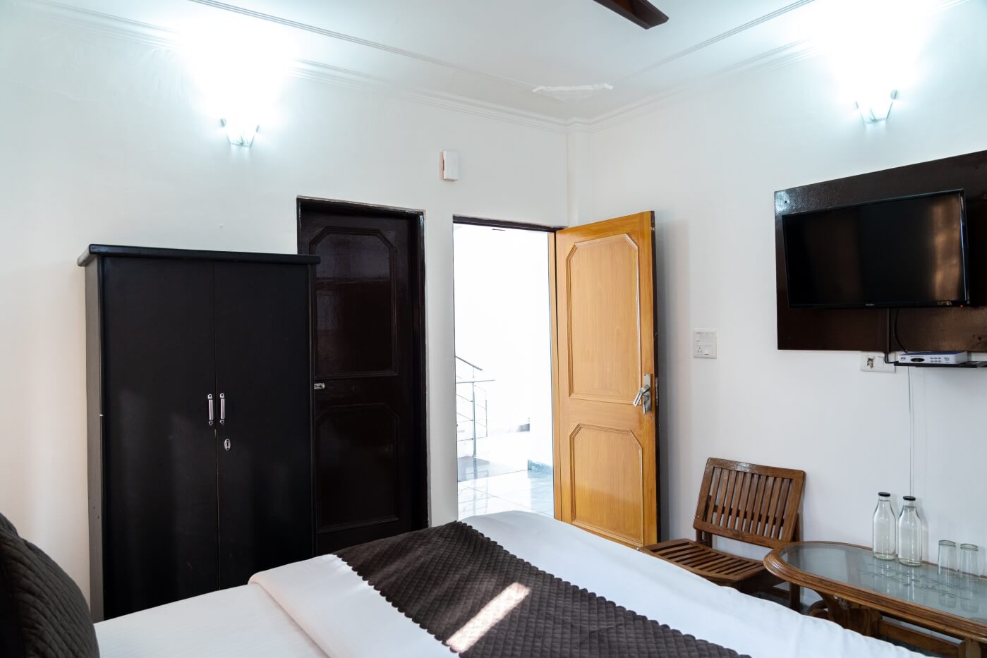 room-ompalace-18