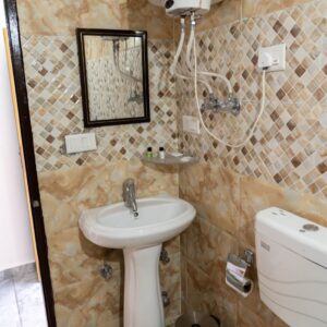 room-ompalace-47