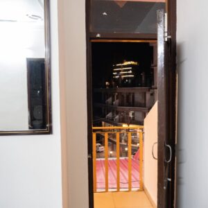 room-ompalace-night-03